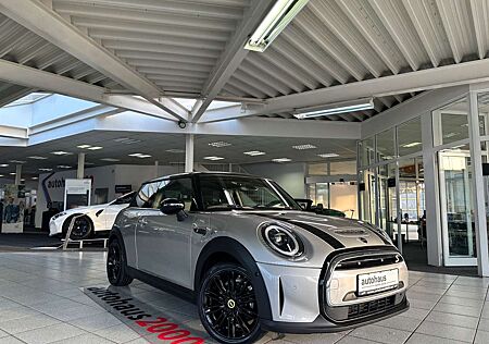 Mini Cooper SE Yours Trim AUT./LED/HUD/CAM/PANO./H&K
