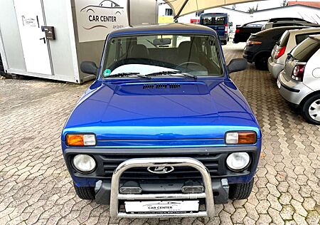 Lada Urban 4x4*TÜV NEU* NUR 57TKM*AHK*