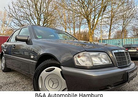 Mercedes-Benz C 180 1 Hand+Tüv/Au Neu+Scheckheft+Wenig Km