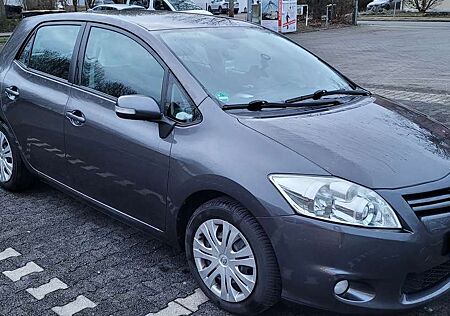 Toyota Auris 1.33 VVT-i