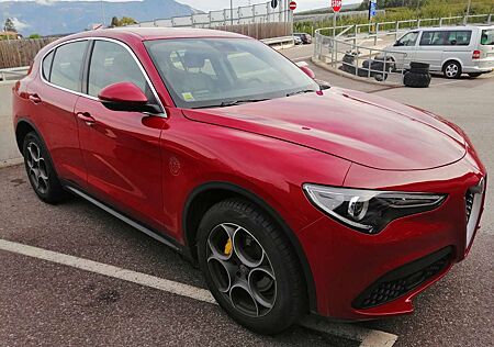 Alfa Romeo Stelvio 2.0 Turbo 16V AT8-Q4 Super