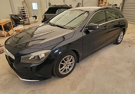 Mercedes-Benz CLA 200 d Urban HAGEL