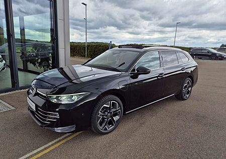 VW Passat Variant Volkswagen Elegance 1.5 TSI eHybrid 204 PS DSG LEDER/ASG/AHK