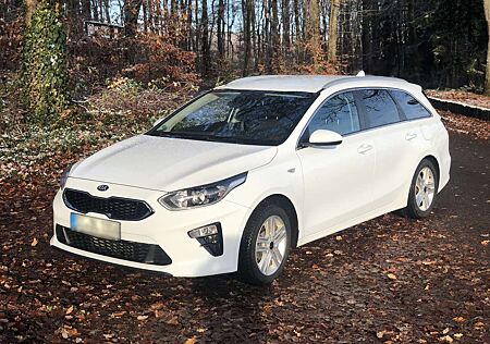 Kia XCeed Ceed SW / cee'd SW Ceed SW 1.6 CRDi Platinum Edition