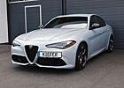 Alfa Romeo Giulia 2.0 Ti Sport/LED/ABSTANDSTEMP/TTW/SHZ/R19