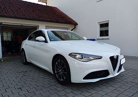 Alfa Romeo Giulia 2.2 Diesel MT6 Super