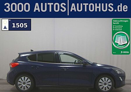 Ford Focus 1.5 EB Cool&Connect Navi LED Pano RFK ACC