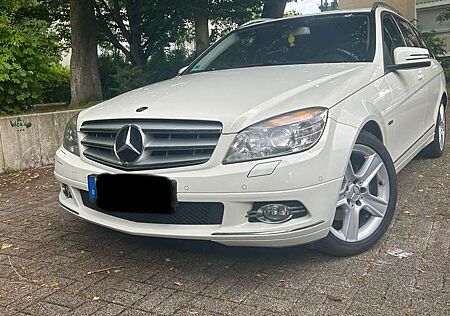 Mercedes-Benz C 220 T CDI DPF (BlueEFFICIENCY) Avantgarde