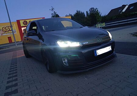 VW Golf GTI Volkswagen 2.0