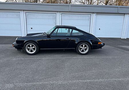 Porsche 911 Carrera