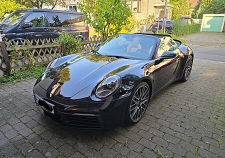 Porsche 911 ( 992 ) Carrera Cabriolet PDK