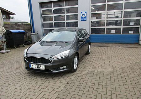 Ford Focus Business Kombi , AHK , Klima, HU neu