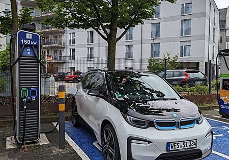 BMW i3 (120 Ah)