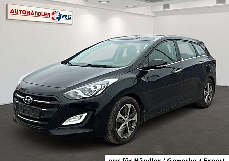 Hyundai i30 Kombi 1.6 CRDi blue Automatik AAC PDC Navi