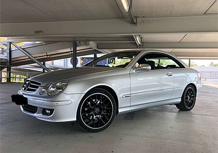Mercedes-Benz CLK 200 Kompressor (209.341)