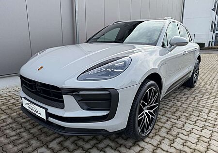 Porsche Macan !21", Panorama, Kamera, Standheizung, ACC!