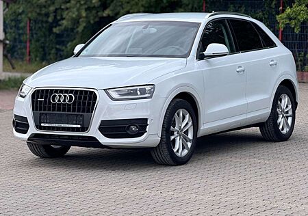 Audi Q3 2.0 TFSI Quattro *1 HAND * TÜV + SERVICE NEU