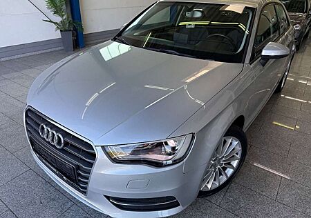 Audi A3 2.0 TDI*AUTOMATIK*NAV*Bi-XN*TMP*SHZ*PDC*SOUND