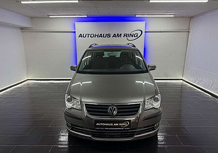 VW Touran Volkswagen Conceptline 1.9 TDI NAVI TEMPO AHK SZHZG
