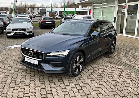 Volvo V60 CC V60 Cross Country B4 AWD Plus