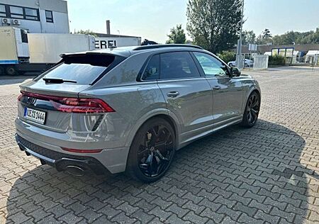 Audi RS Q8 TFSI quattro tiptronic