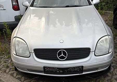 Mercedes-Benz SLK 200