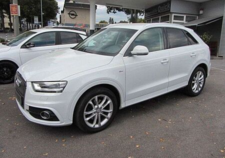 Audi Q3 2.0 TDI quattro S-Line Xenon Navig Sitzh PDC