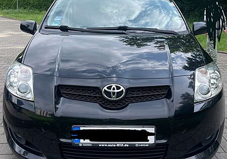 Toyota Auris 5-Türer 1.4 VVT-i Team