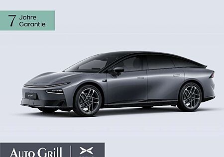 XPENG P7 + Long Range CarPlay Massage Pano ACC 360Kam