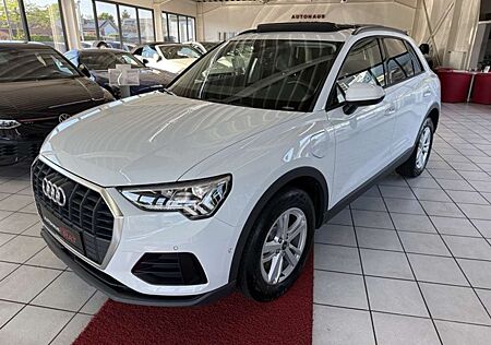 Audi Q3 45 TFSI e S tronic 1.4 Liter, Plug-in-Hybrid Panor