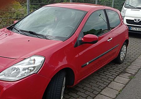 Renault Clio 1.2 16V Ripcurl