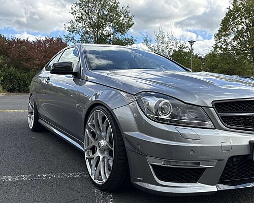 Mercedes-Benz C 63 AMG Coupe SPEEDSHIFT MCT