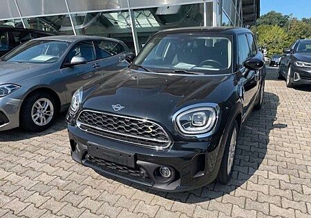 Mini Cooper SE All4 Countryman LED im erw. Umf. Navi