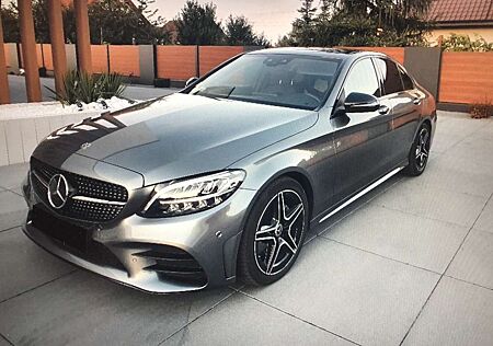 Mercedes-Benz C 200 9G-TRONIC AMG Line