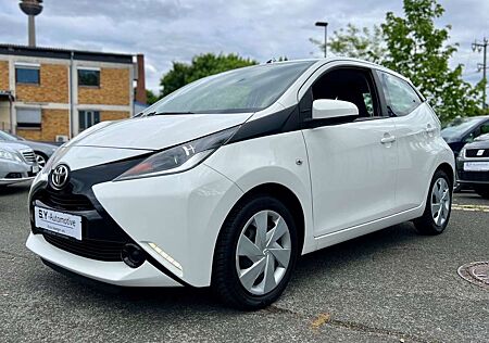 Toyota Others Aygo AYGO x-play/Klima/5Türen/8xReifen/BT/LED