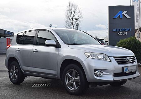 Toyota RAV 4 Travel*Navi*Kamera*SHZ*Alcantara*
