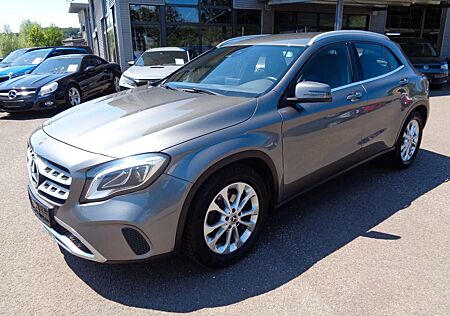 Mercedes-Benz GLA 200 CDI, Automatik, Leder, AHK