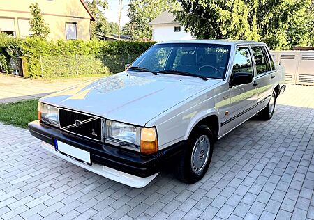 Volvo 740