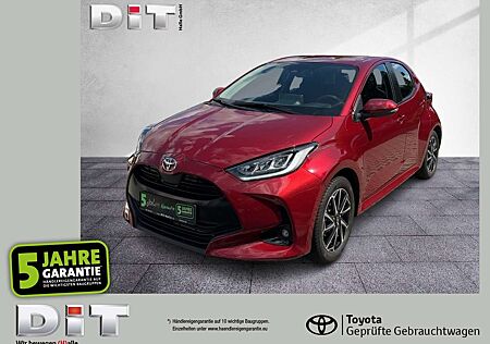 Toyota Yaris 1.5 Team Deutschland Kamera Klima Tempomat