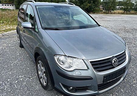 VW Cross Touran Volkswagen 1.4 TSI DSG