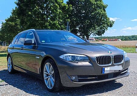 BMW 525d 525 Touring Sport-Aut. VOLLAUSSTATTUNG