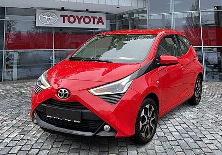 Toyota Aygo 1.0 x-play club KAM LM