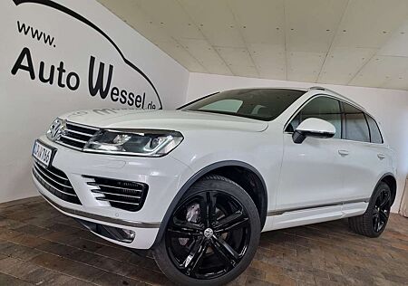 VW Touareg Volkswagen V6 TDI R-line,AHK3,5t Luft Pano Led 4Mot