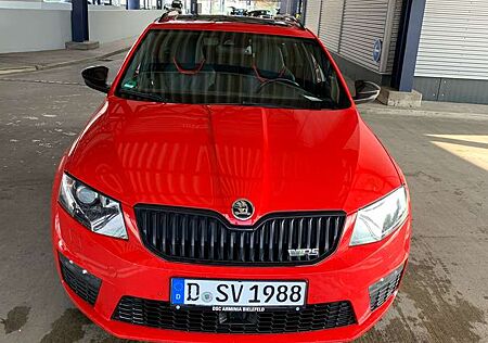 Skoda Octavia Combi 2.0 TDI (Green tec) DSG RS