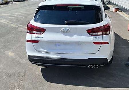 Hyundai i30 Kombi 1.5 T-GDI 48V-Hybrid DCT N-Line