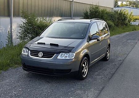 VW Touran Volkswagen 2.0 TDI