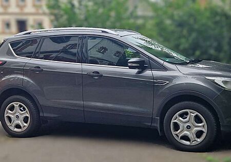 Ford Kuga 1.5 EcoBoost 2x4 Aut. Trend