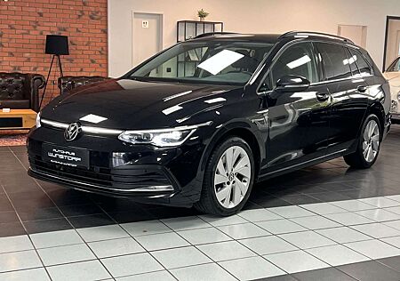 VW Golf gebraucht kaufen VW Golf Volkswagen VIII Variant Style /DSG/AHK/LED/VIRT/CAM/