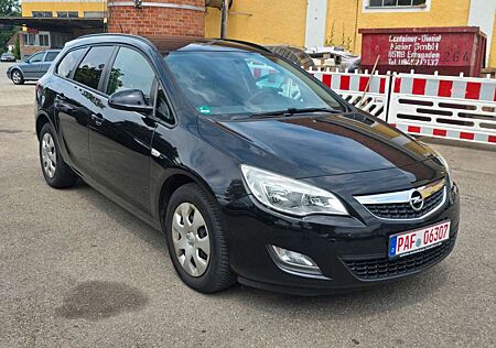 Opel Astra J Sports Tourer Edition