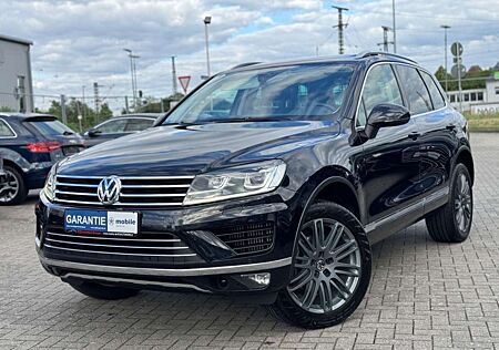 VW Touareg Volkswagen 3.0 V6 TDI 4Motion Executive Edition